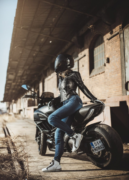 BLUGI CITY NOMAD - JENNIFFER [6]