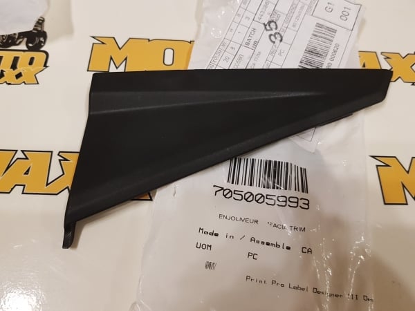 Ornament Maverik Fata Stanga [4]
