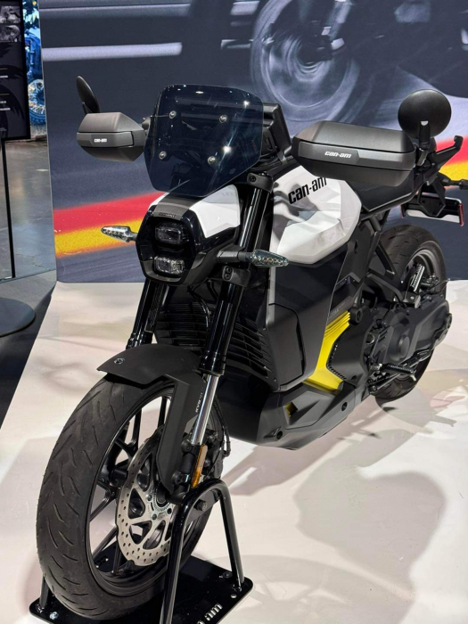 Motocicleta Electrica Can-Am Pulse 11 kW Bright White 2025 [2]
