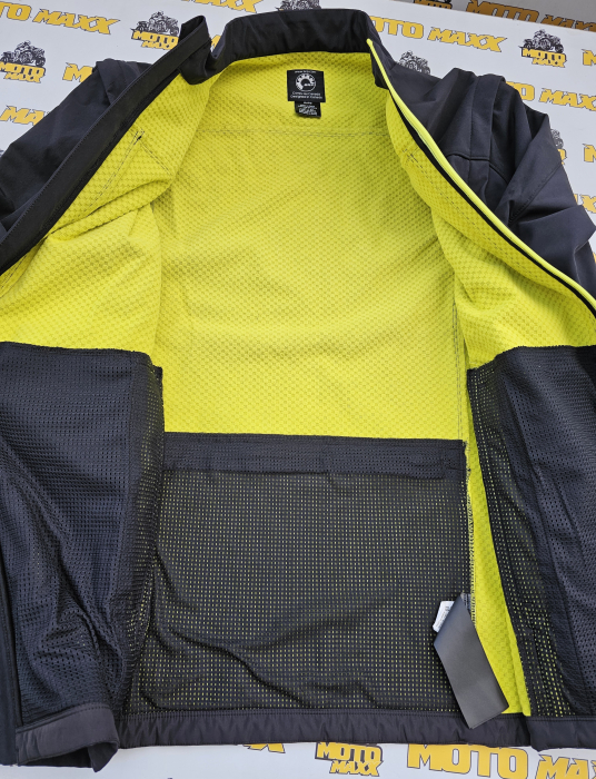 Geaca / Vesta Softshell [2]