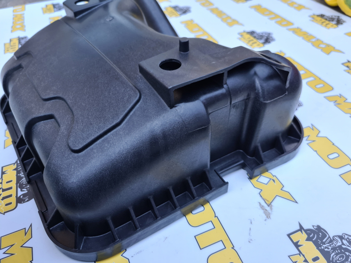 - CAPAC FILTRU AER - G1 INTAKE SILENCER COVER [2]
