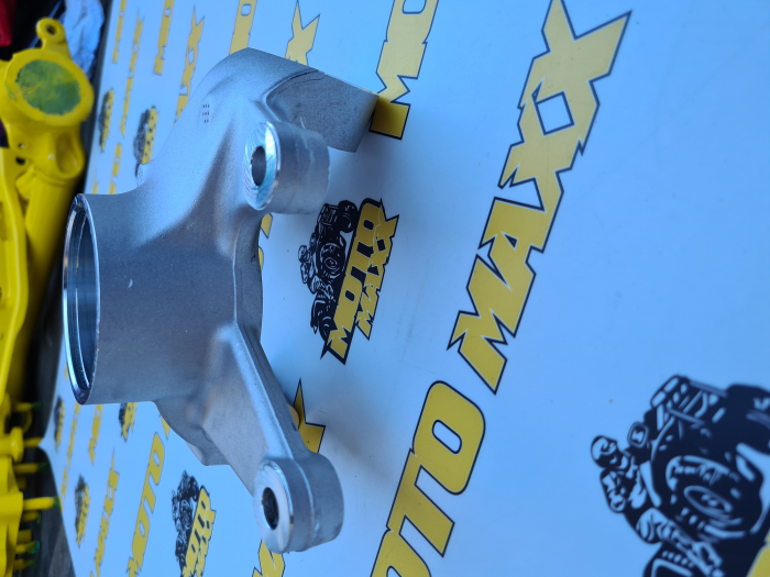 FUZETA DREAPTA MAVERIC  X3 - RH KNUCKLE [4]