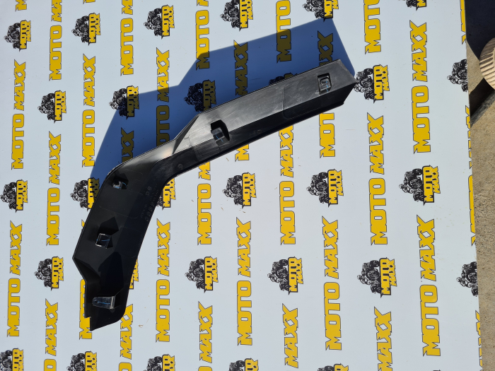 RH REAR MUDGUARD [2]