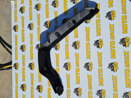 LH FRONT MUDGUARD [1]