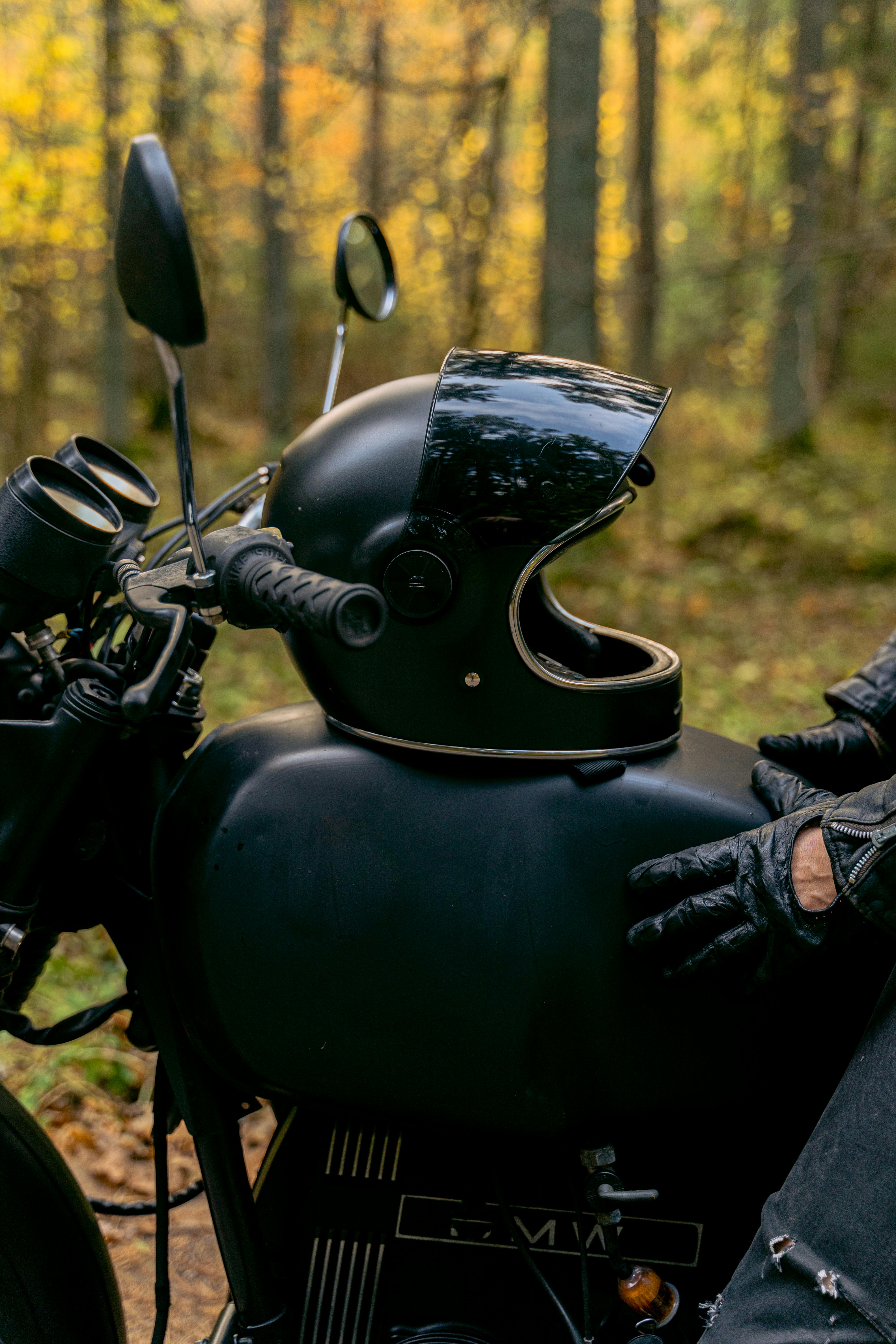 Cum alegi casca moto potrivită: Tipuri și recomandări