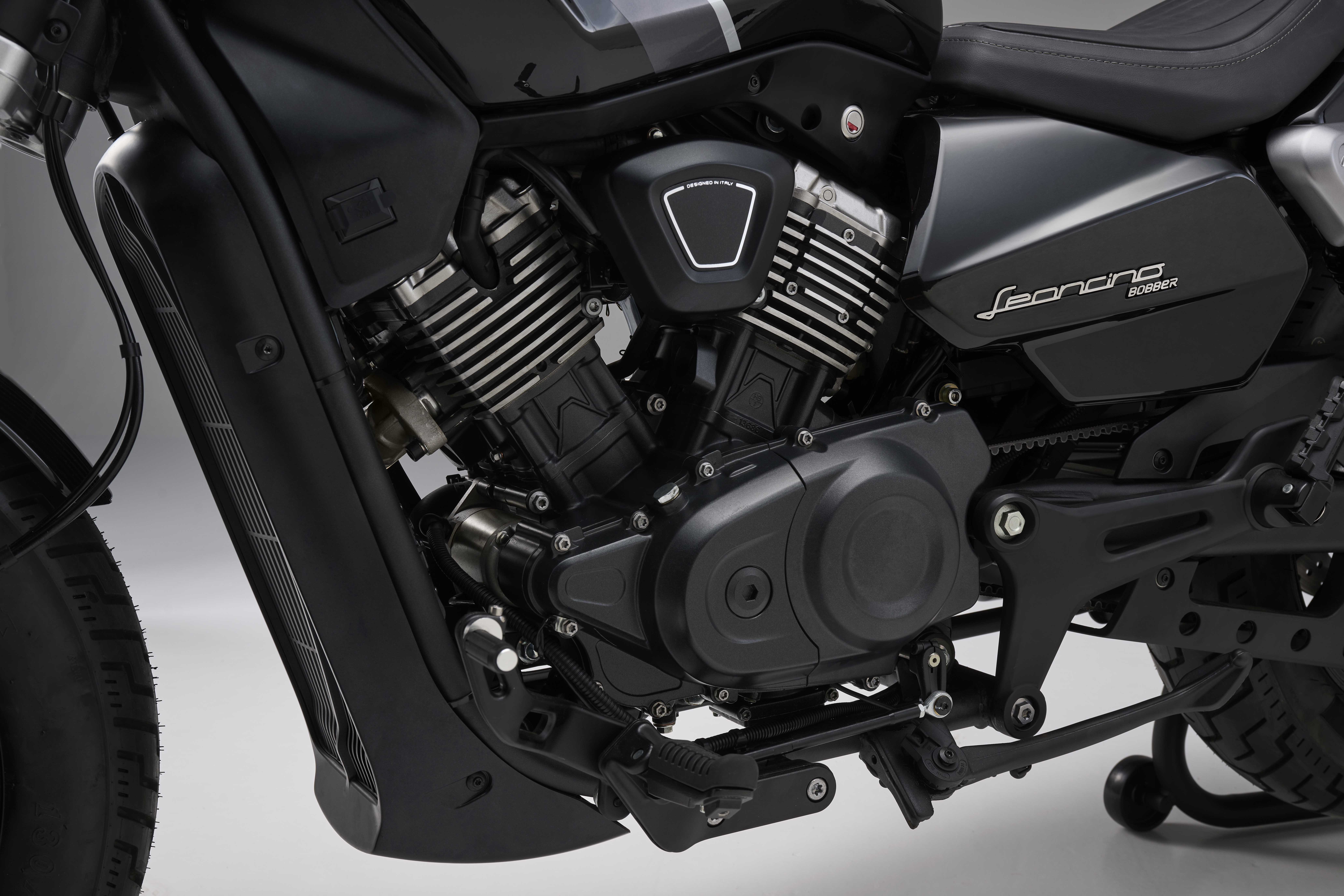 Benelli Leoncino Bobber 400