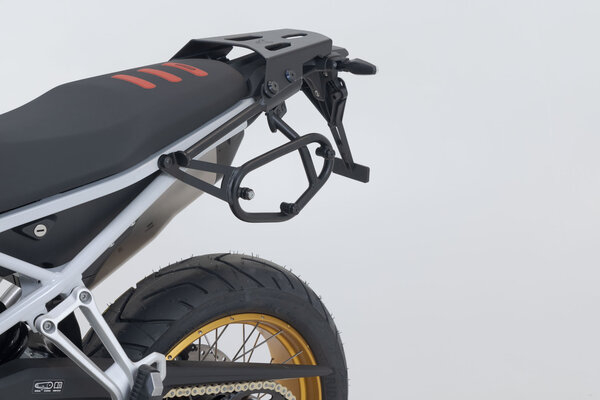 Suport geanta SLC stanga BMW F 900 GS (23-). [3]