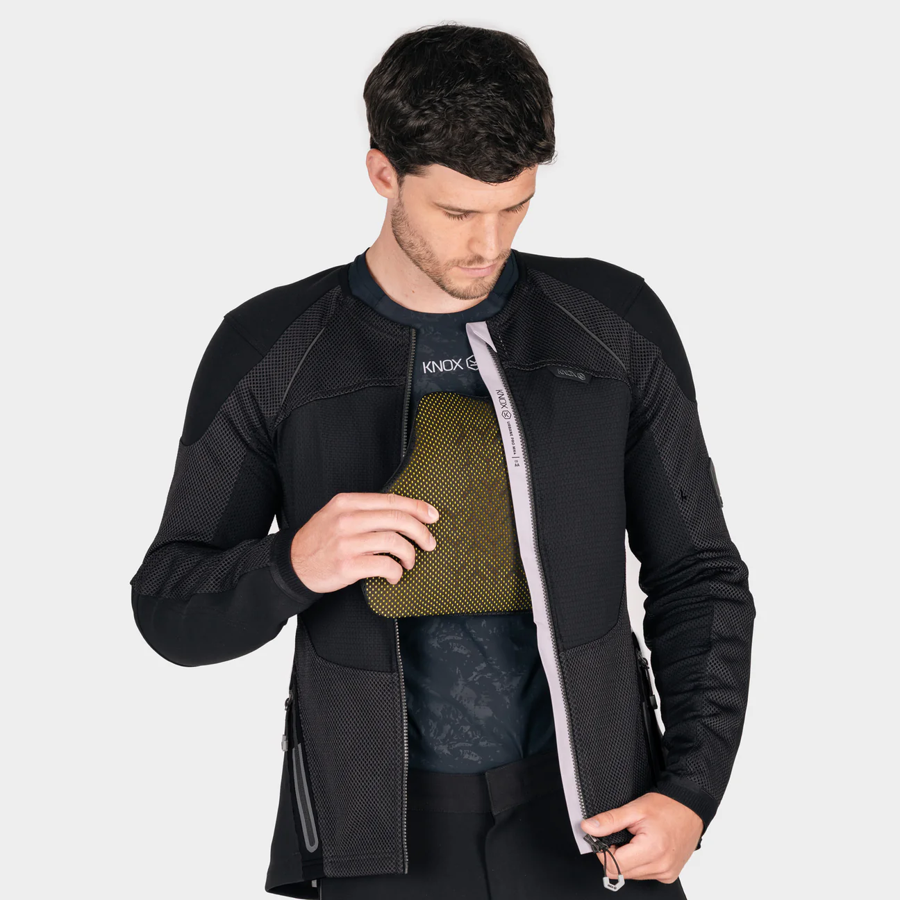 Armura Knox Urbane Pro Move [4]