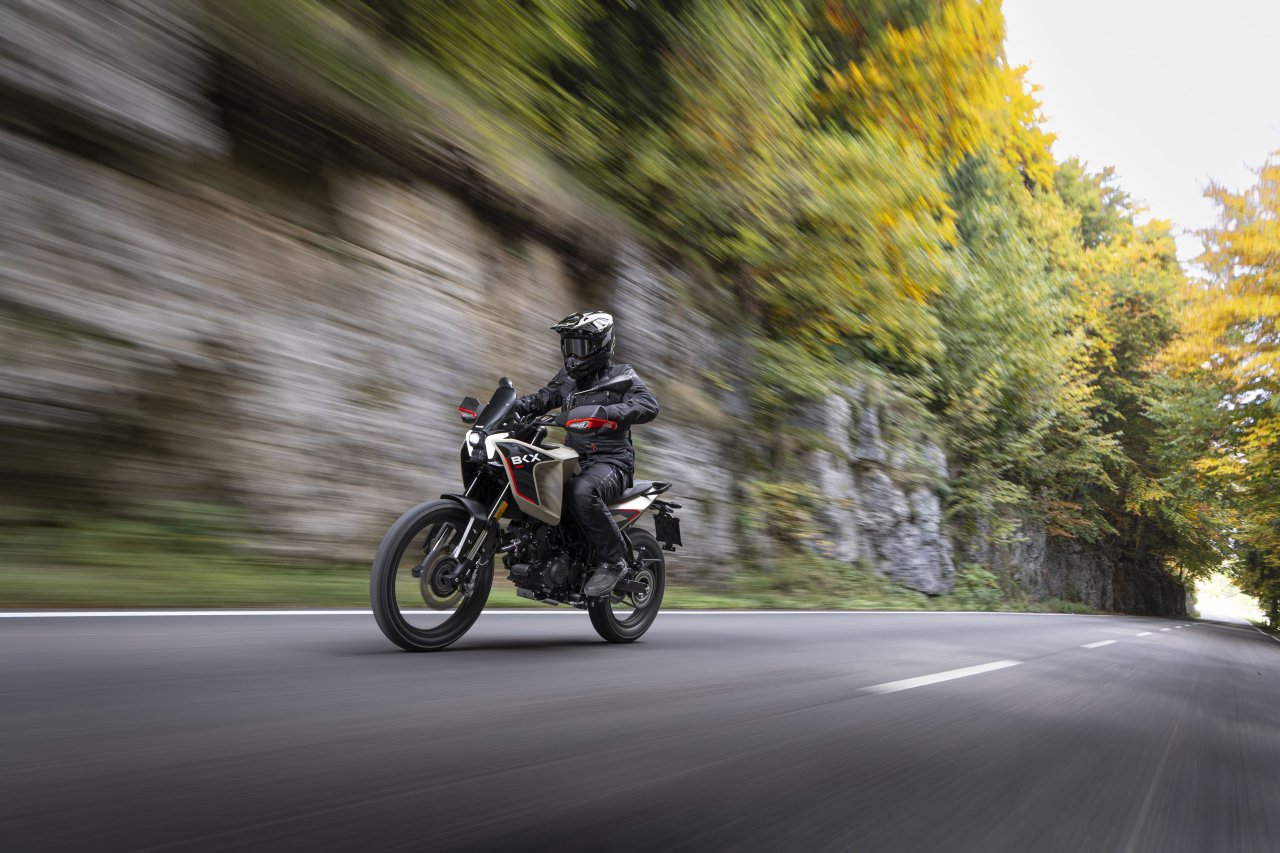 Benelli BKX 125 [3]