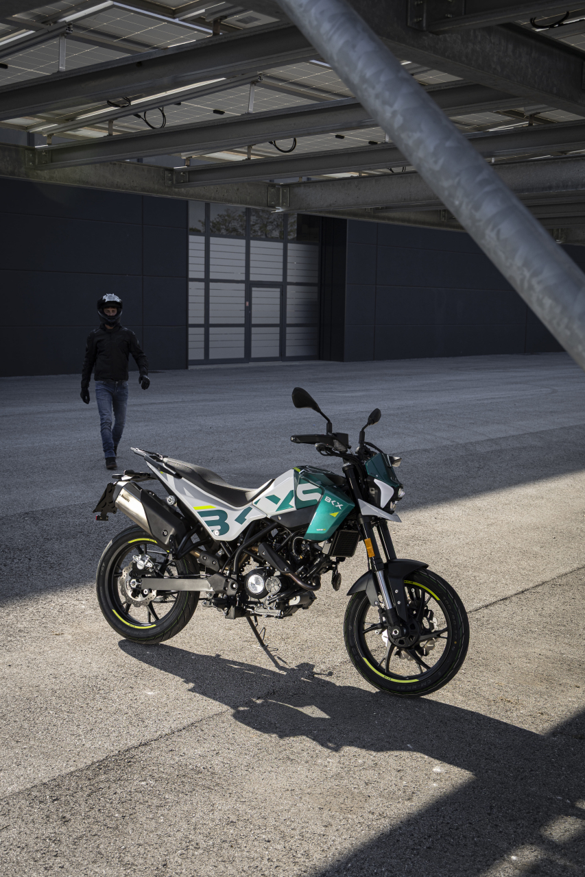 Benelli BKX 125 S [10]