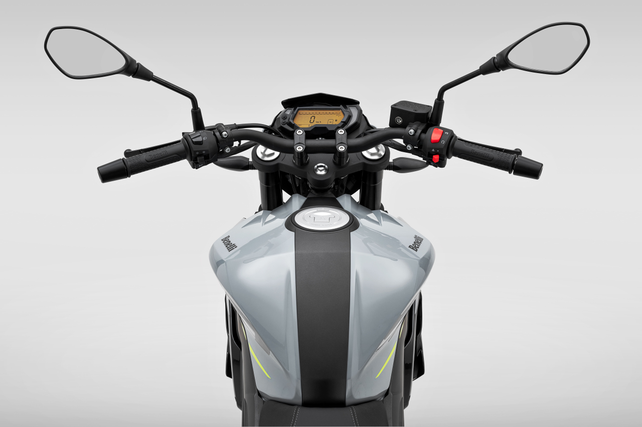 Benelli BN125 [9]