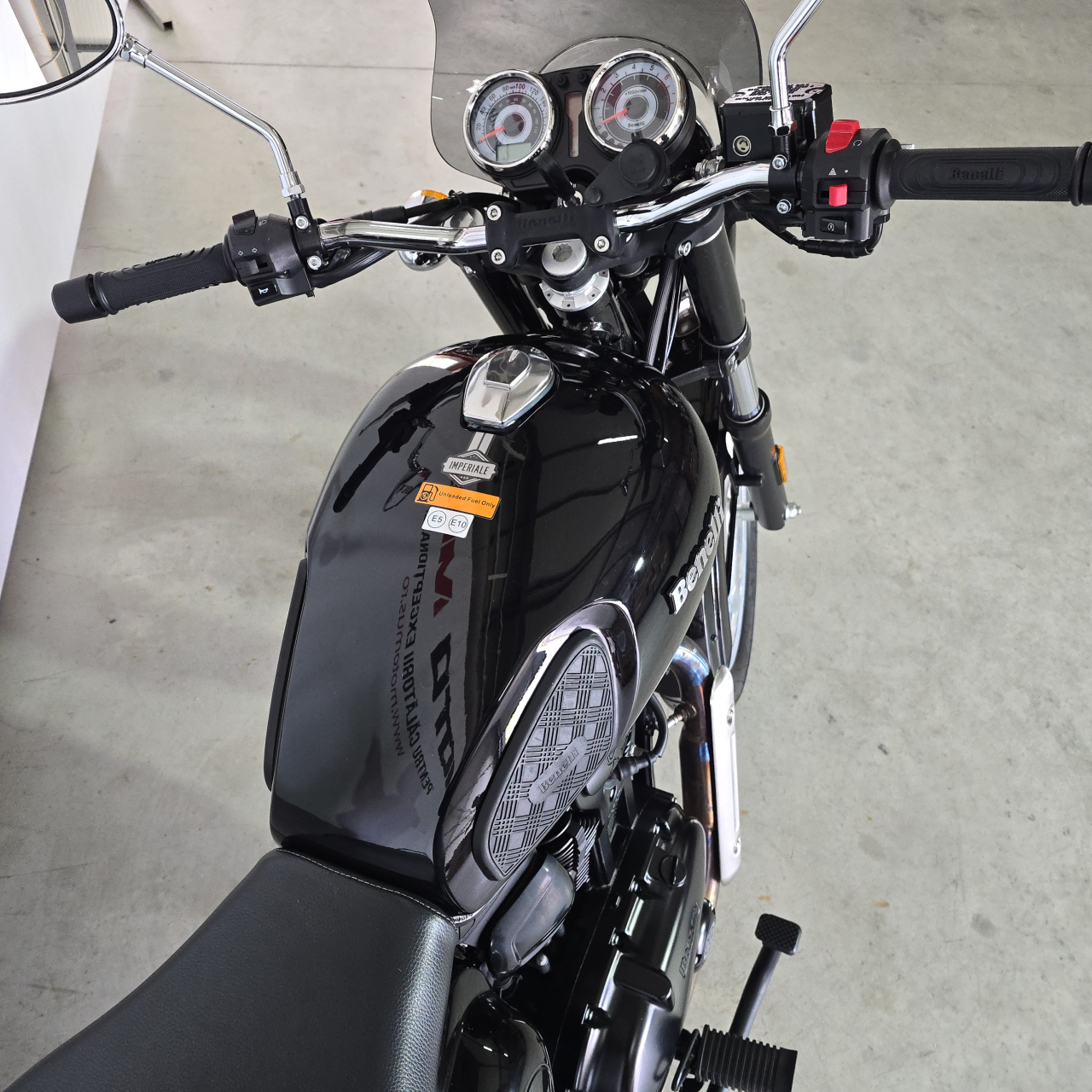 Benelli Imperiale 400 ABS | An 2024 | BNBF68439 [5]