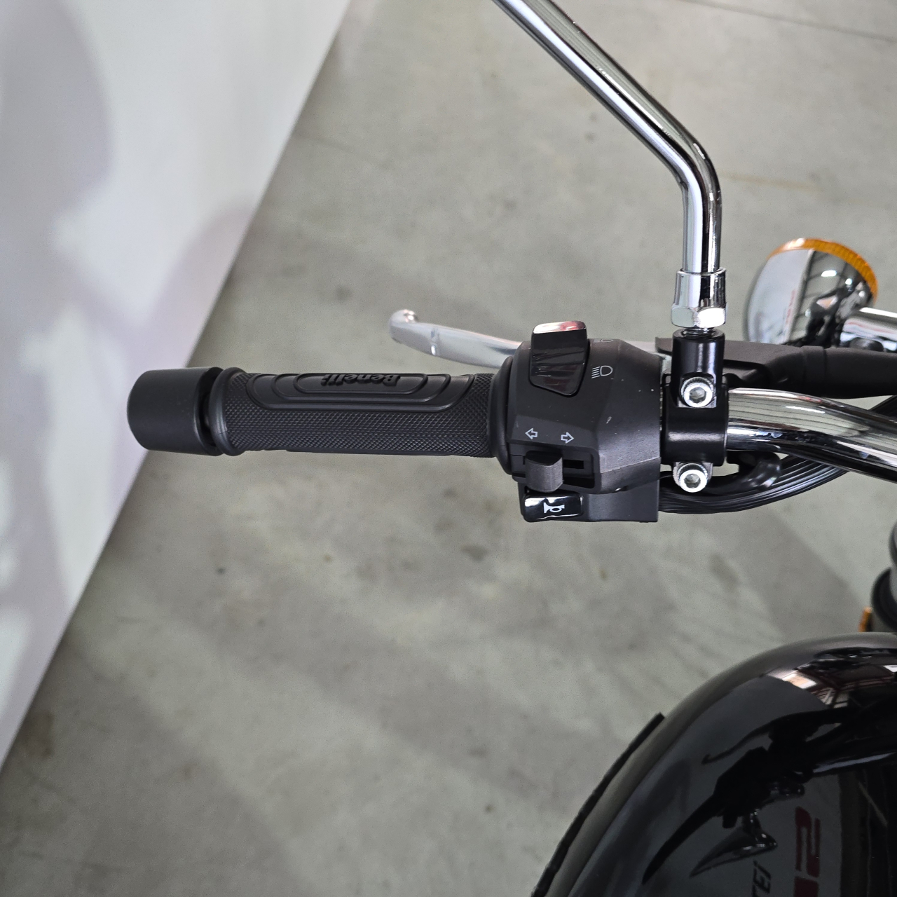 Benelli Imperiale 400 ABS | An 2024 | BNBF68439 [6]