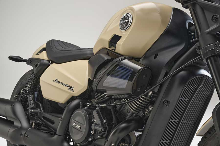 Benelli Leoncino Bobber 400 [9]