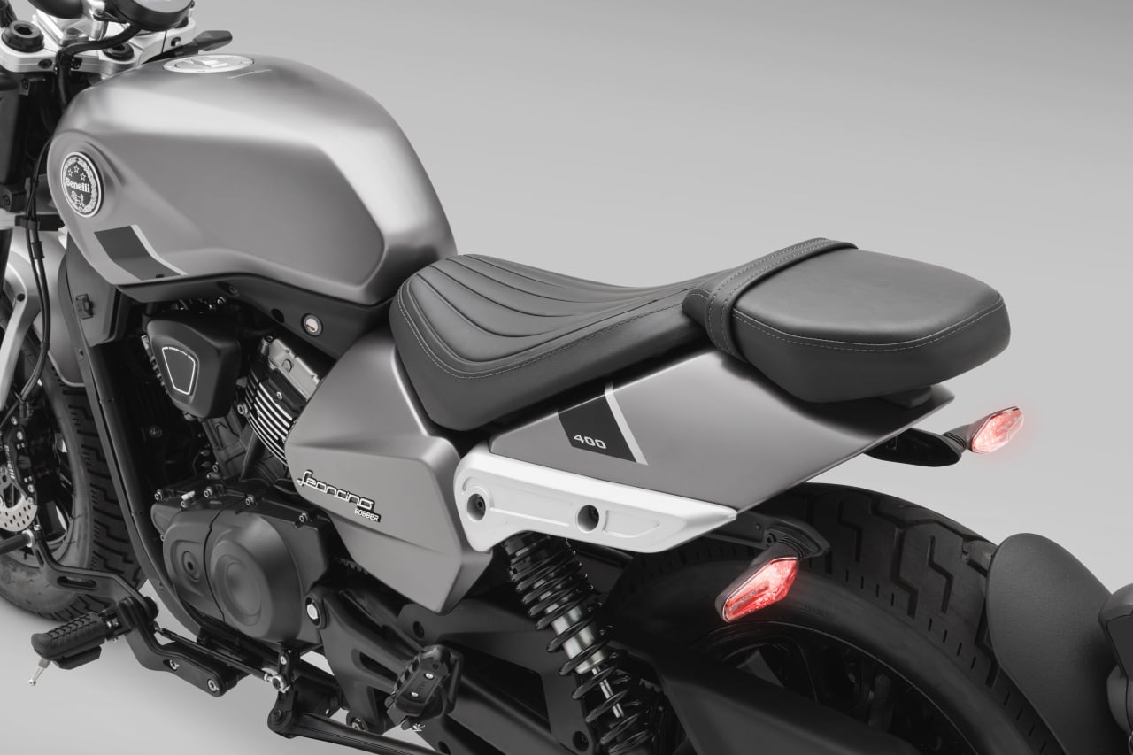 Benelli Leoncino Bobber 400 [8]