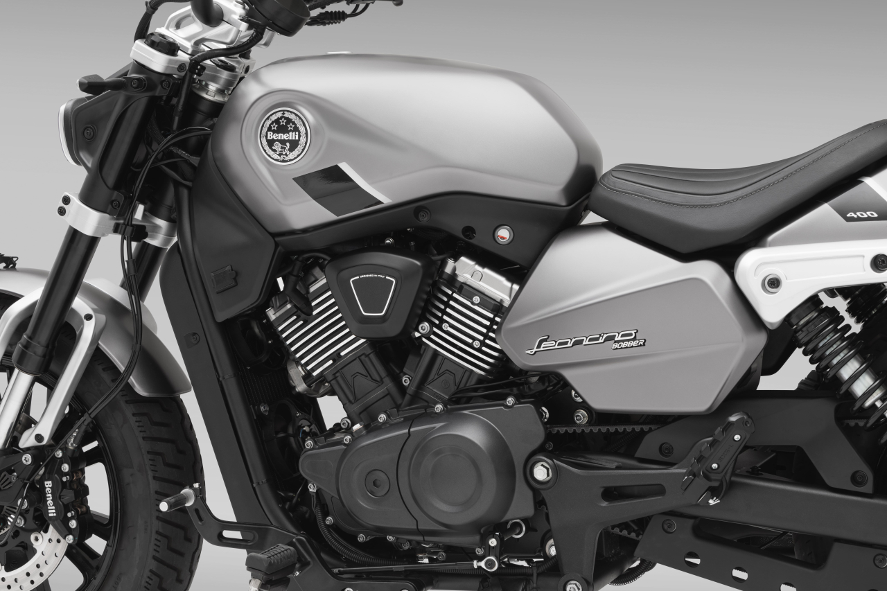 Benelli Leoncino Bobber 400 [9]