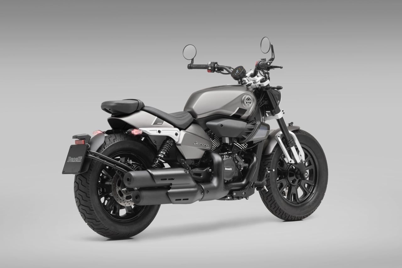 Benelli Leoncino Bobber 400 [7]