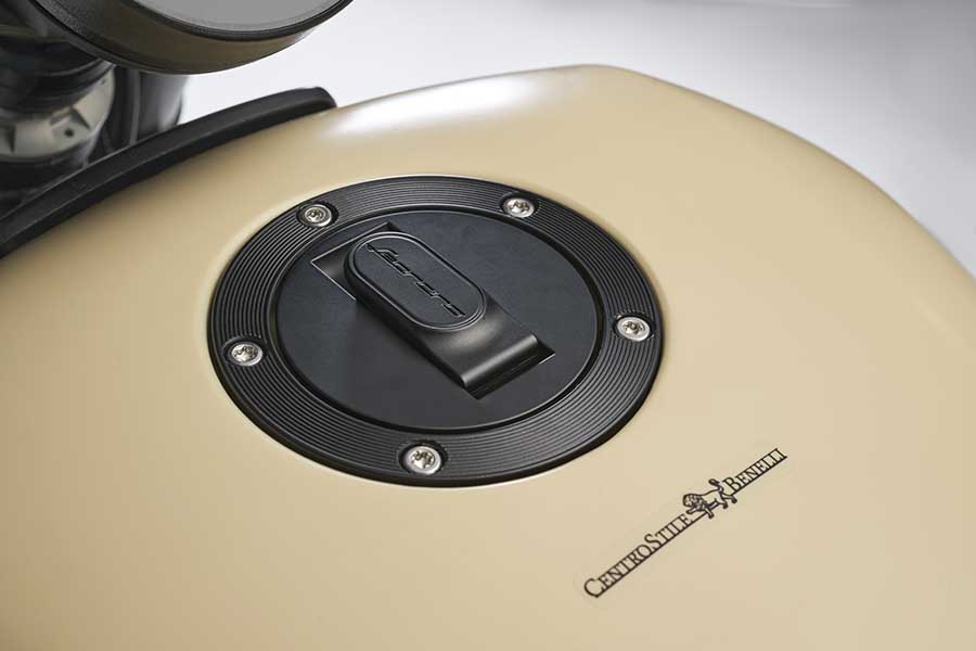 Benelli Leoncino Bobber 400 [14]