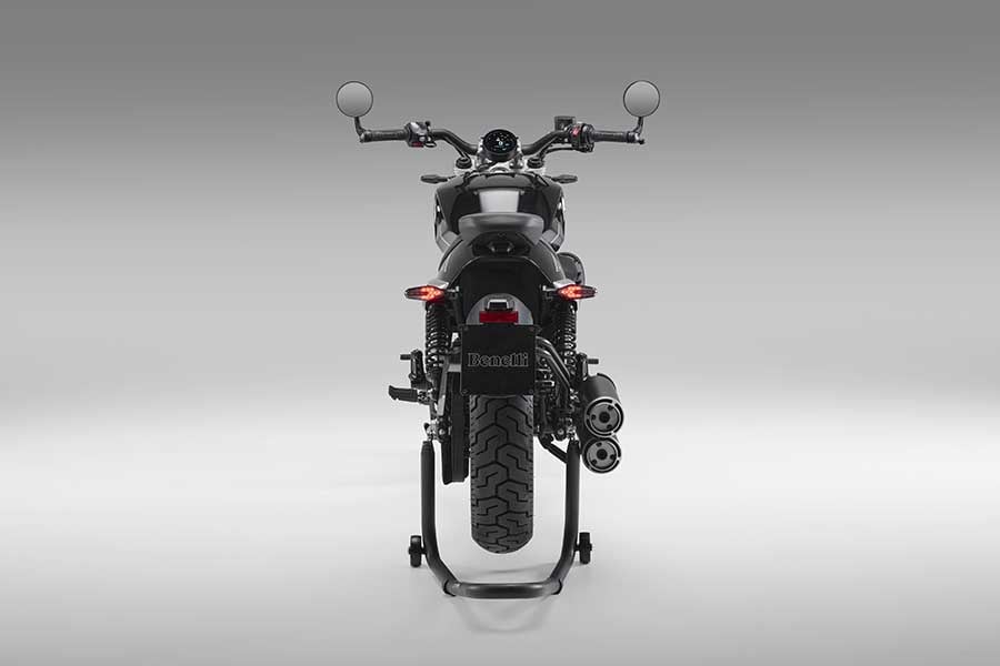 Benelli Leoncino Bobber 400 [12]