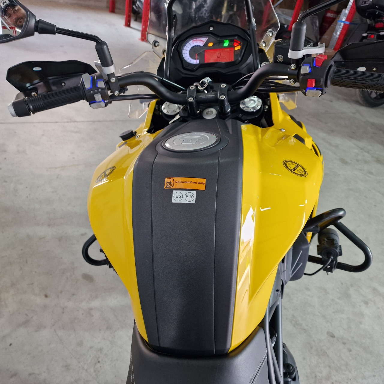 Benelli TRK 502X A2 ABS | An 2023 | BN44921 [8]