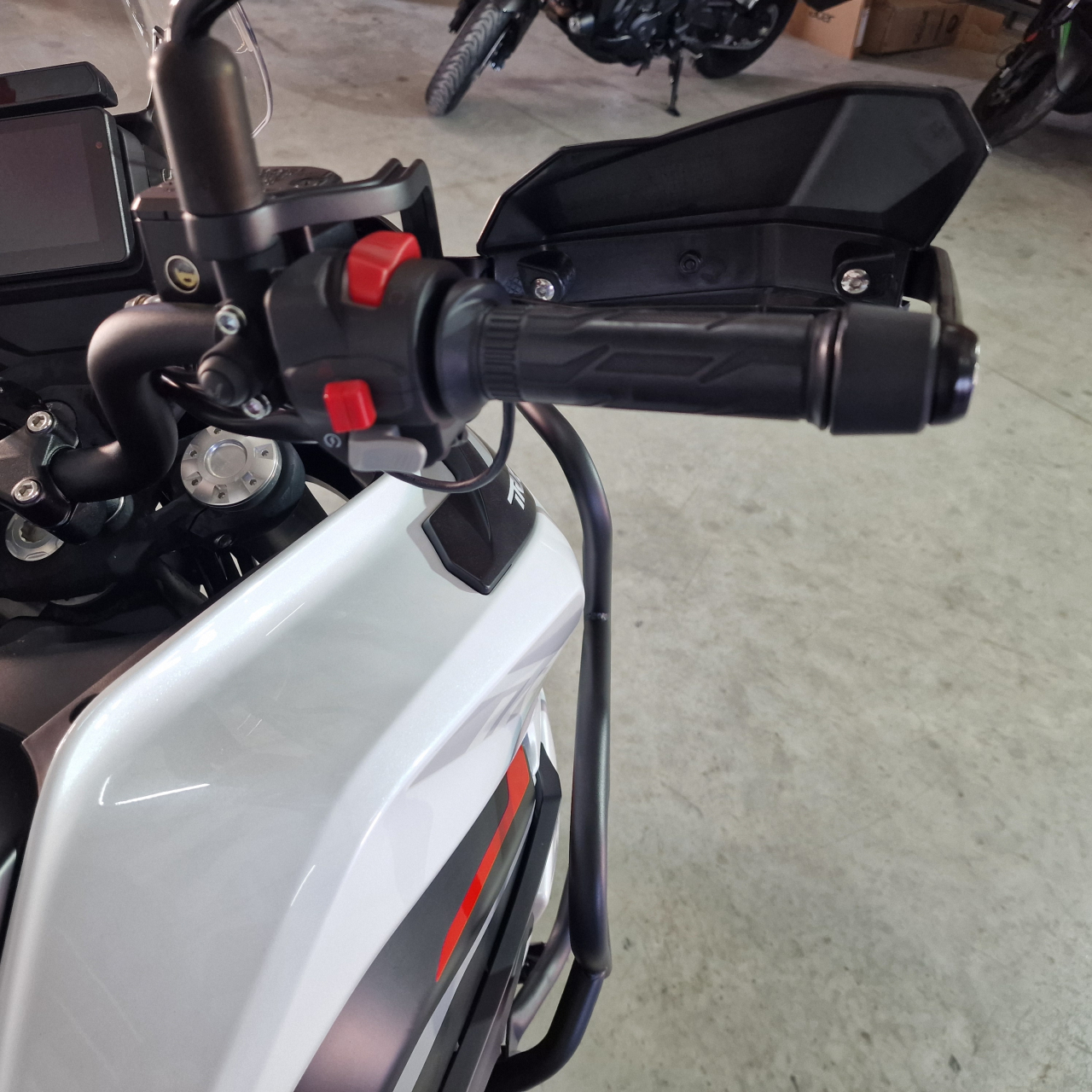 Benelli TRK 702 ABS | An 2025 | BN23570 [8]