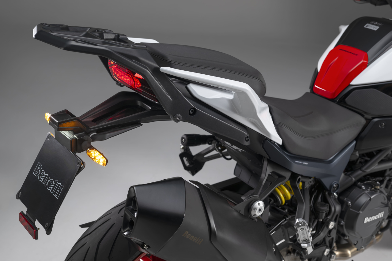 Benelli TRK 902 Stradale [8]