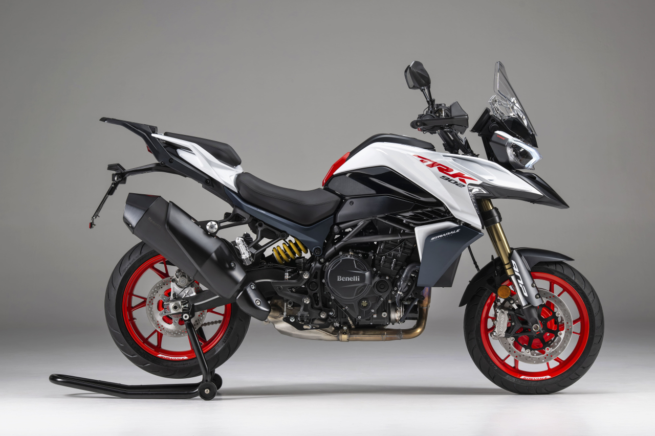 Benelli TRK 902 Stradale [2]