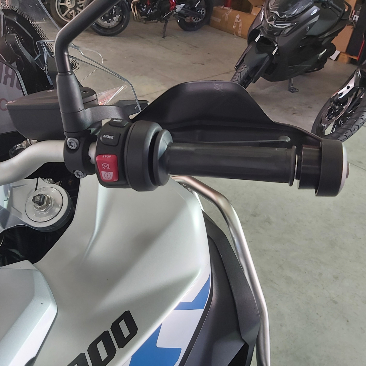 BMW F900 GS Adventure | An 2024 | B01544 [8]