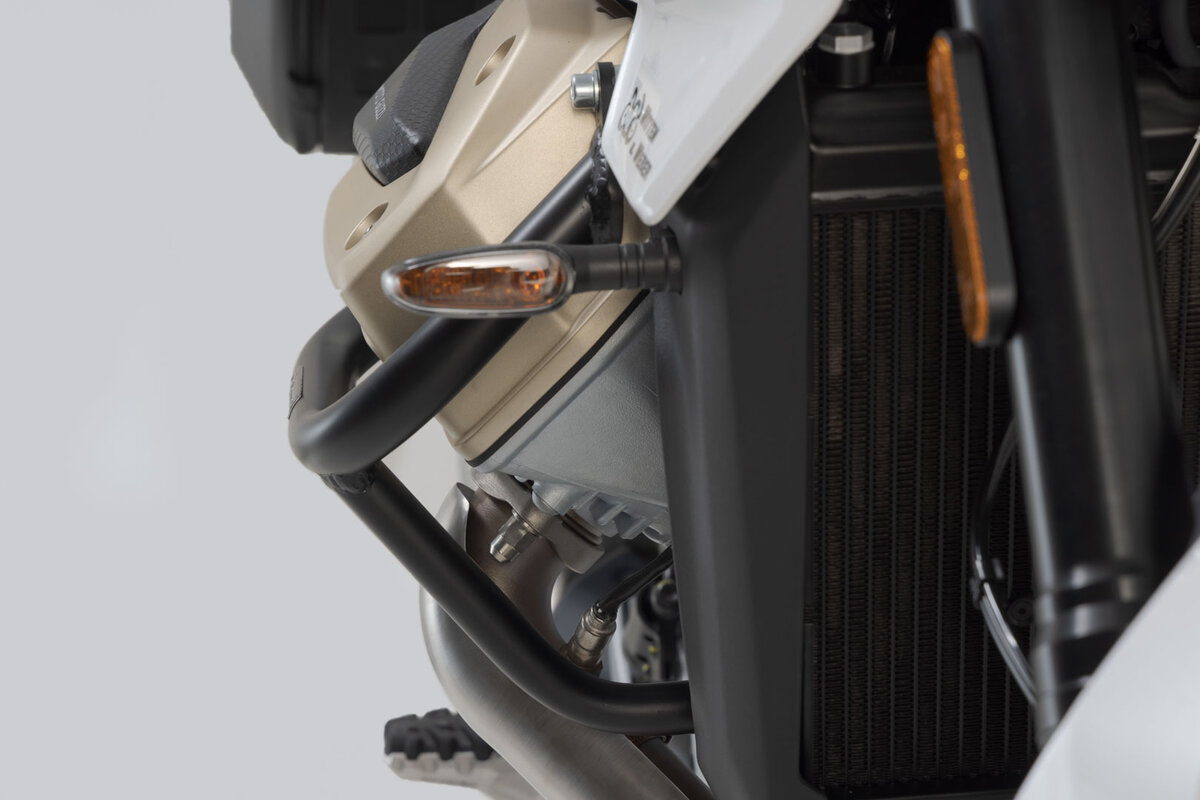 Crash Bar Negru. Moto Guzzi V100 Mandello/S, Stelvio. [3]