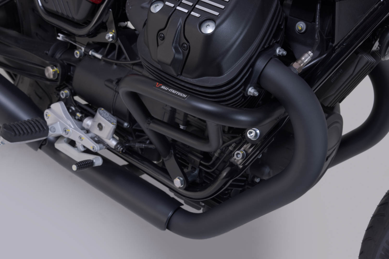 Crash Bar Negru Sw-Motech pentru Moto Guzzi V7/V9 models. [5]