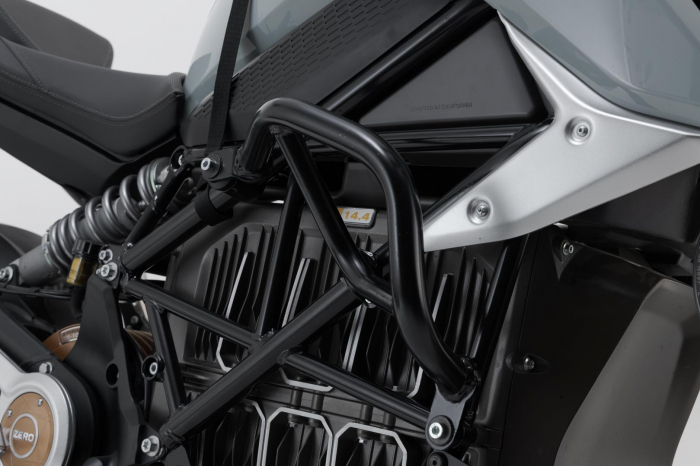 Crash Bar Negru. Zero SR/F (19-). Sw-Motech [2]