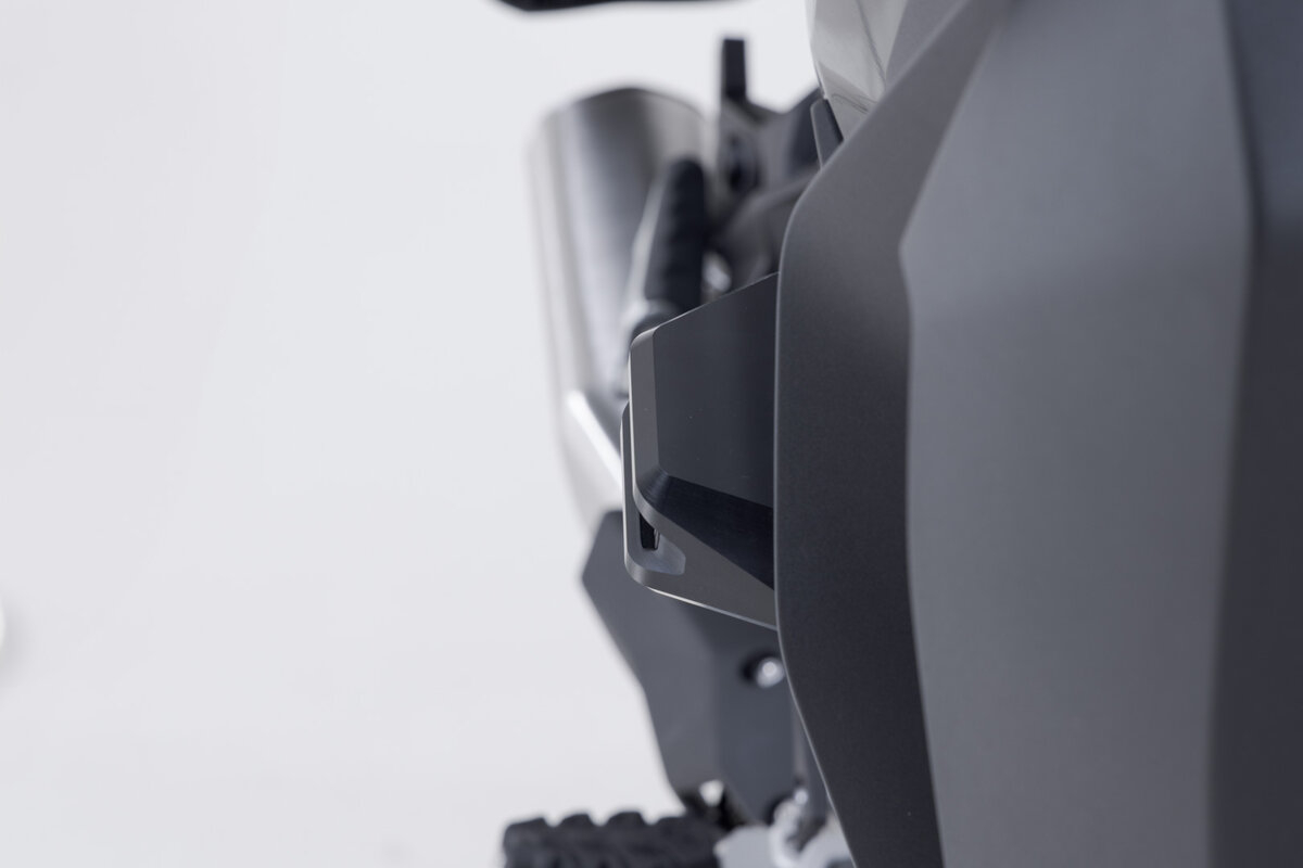 Crash Pad BMW S 1000 XR (19-). [6]