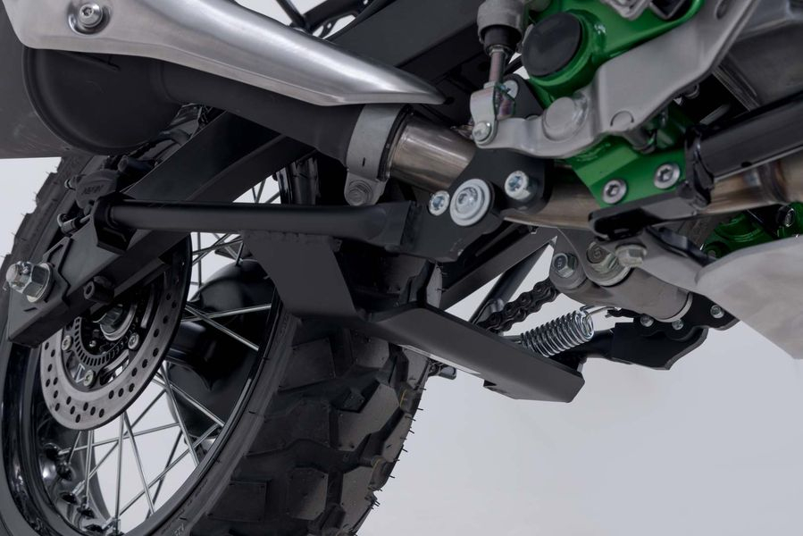 Cric central negru Sw-Motech pentru Kawasaki KLE500 / KLE500 SE (26-) [3]