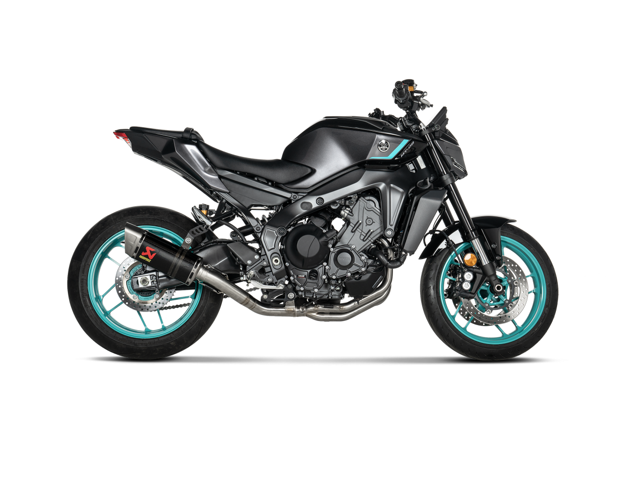 Evacuare completa Akrapovic Racing Line Yamaha MT-09 / MT-09 SP [2]