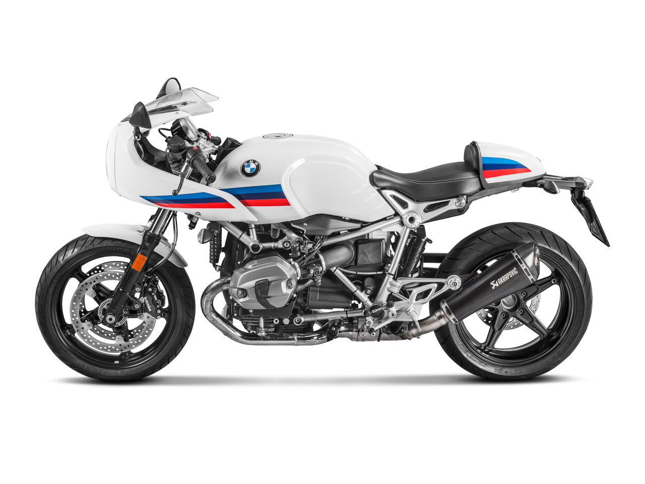 Evacuare finala Akrapovic Slip-On Line BMW R Nine T [2]