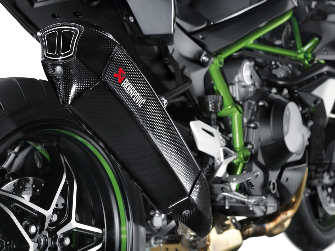 Evacuare finala Akrapovic Slip-On Line Kawasaki H2 1000 [5]