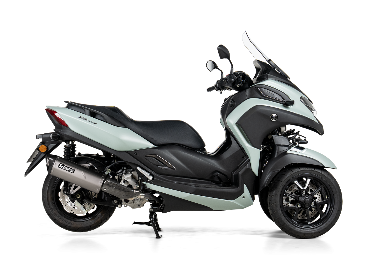 Evacuare finala Akrapovic Slip-On Line Yamaha LMW 300 / XMAX 300 A / XMAX 300 ASVH [2]