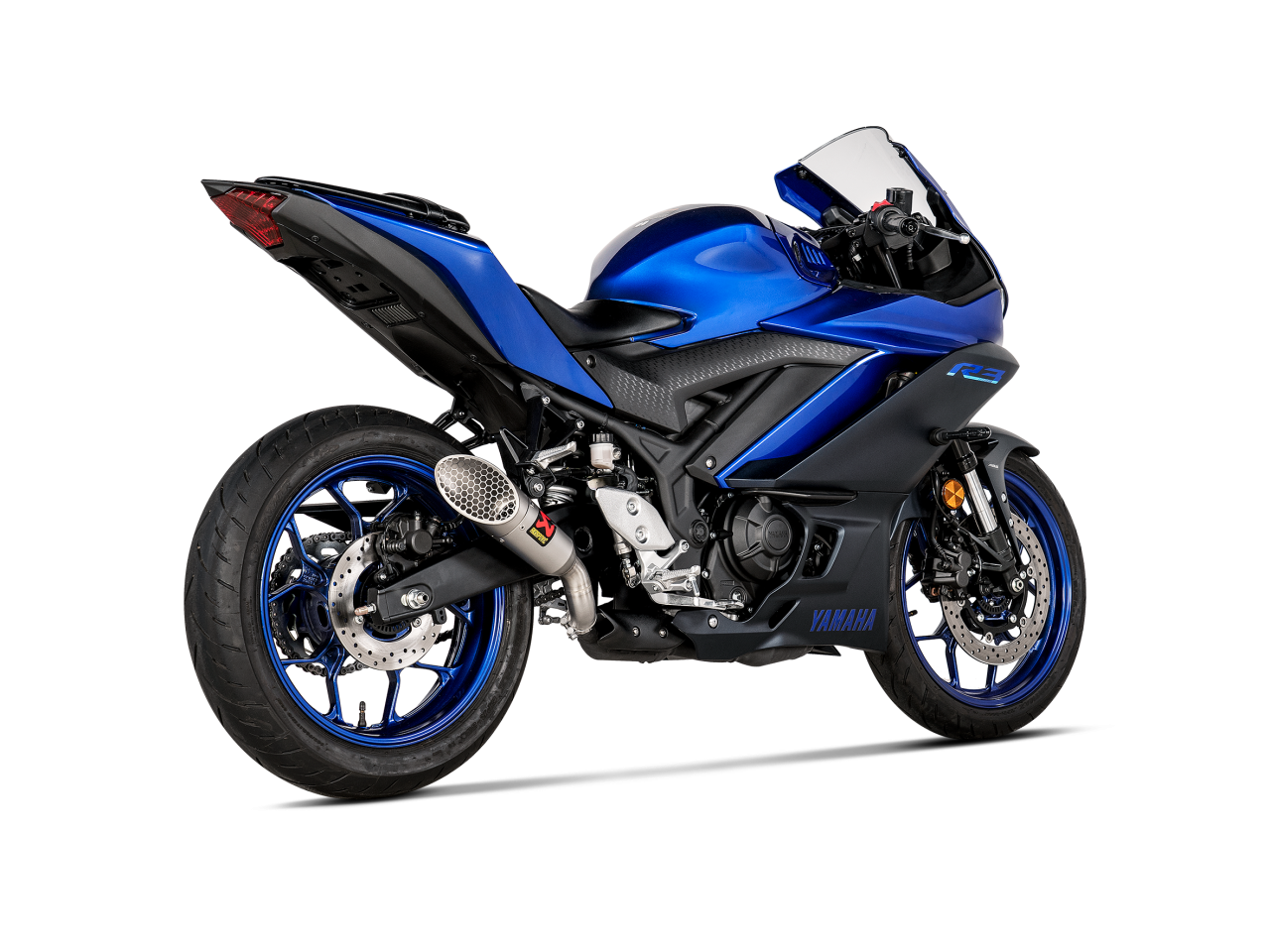 Evacuare finala Akrapovic Slip-On Line Yamaha MT-03 / YZF-R3 [3]