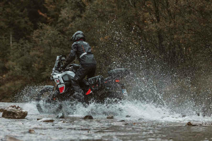 Genta laterala SysBag WP M 17-23l Sw-Motech [4]