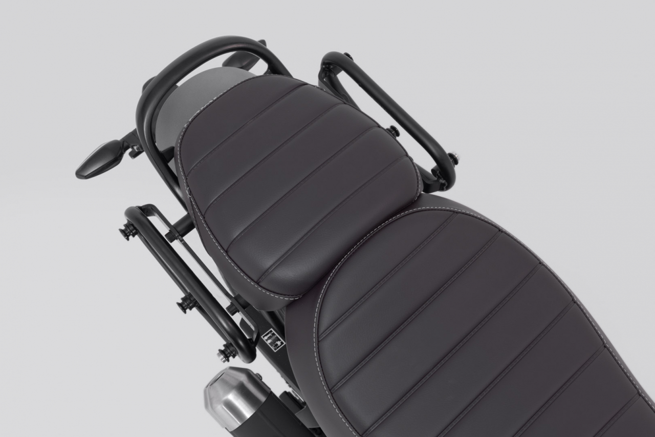 Genta laterala Urban ABS cu sistem fixare 1x 16.5 l. Triumph Scrambler 400 X (23-). [5]