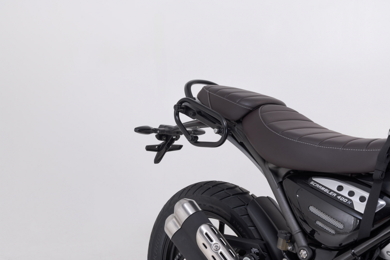 Genta laterala Urban ABS cu sistem fixare 1x 16.5 l. Triumph Scrambler 400 X (23-). [3]