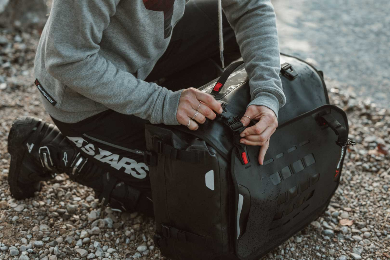 Genti laterale SysBag WP Sw-Motech L/L cu sistem fixare pentru Ducati Multistrada V4 (20-) [5]