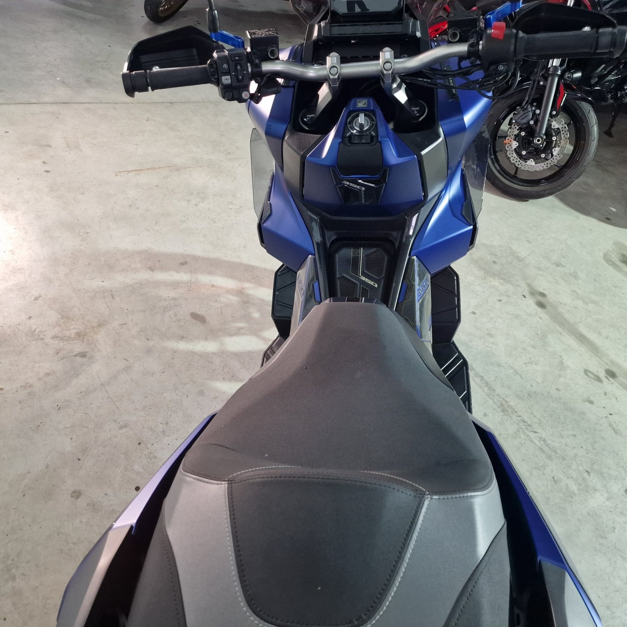 Honda ADV 350 ABS | An 2024 | H75981 [9]