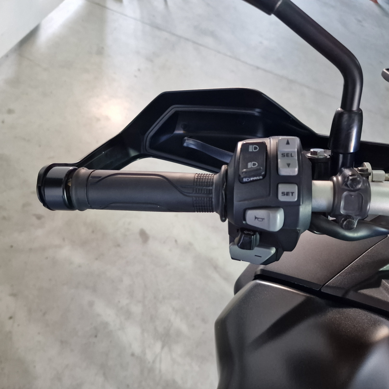 Honda Africa Twin 1000 DCT ABS | An 2017 | H07017 [7]