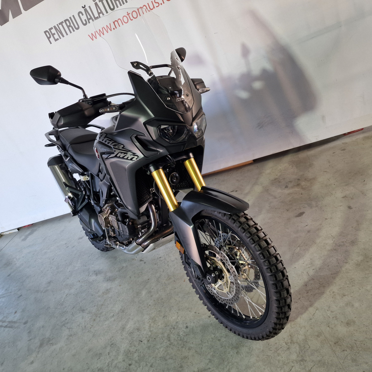 Honda Africa Twin 1000 DCT ABS | An 2017 | H07017 [2]