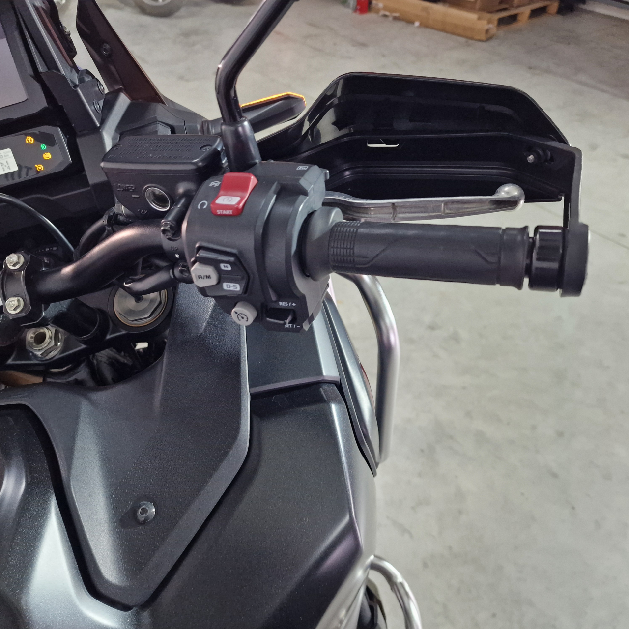 Honda Africa Twin Adventure Sports 1100 DCT ES ABS | An 2022 | H02260 [7]