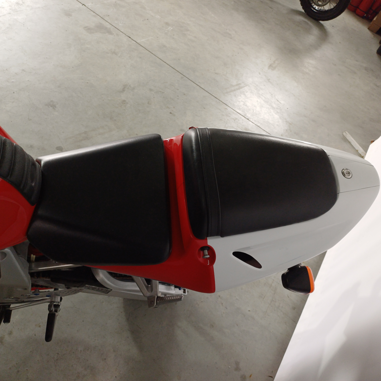 Honda CBR 900 RR | An 1998 | H00664 [7]