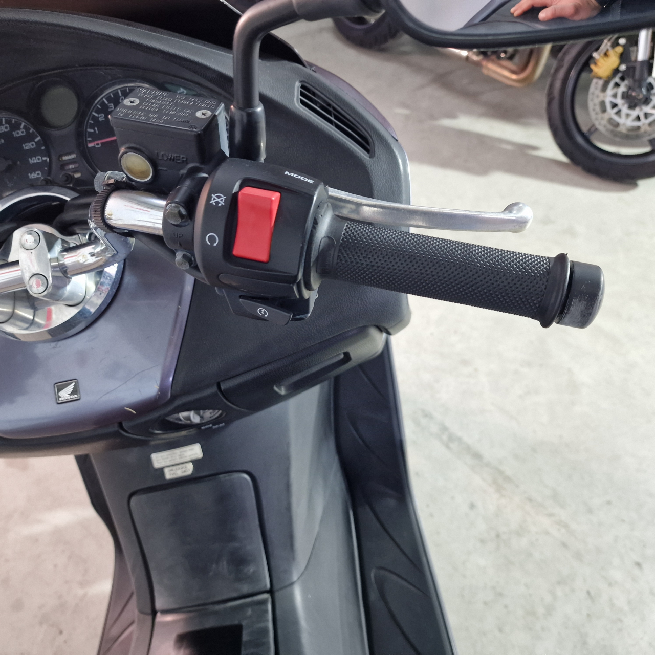 Honda Forza ABS | An 2006 | H1723 [8]