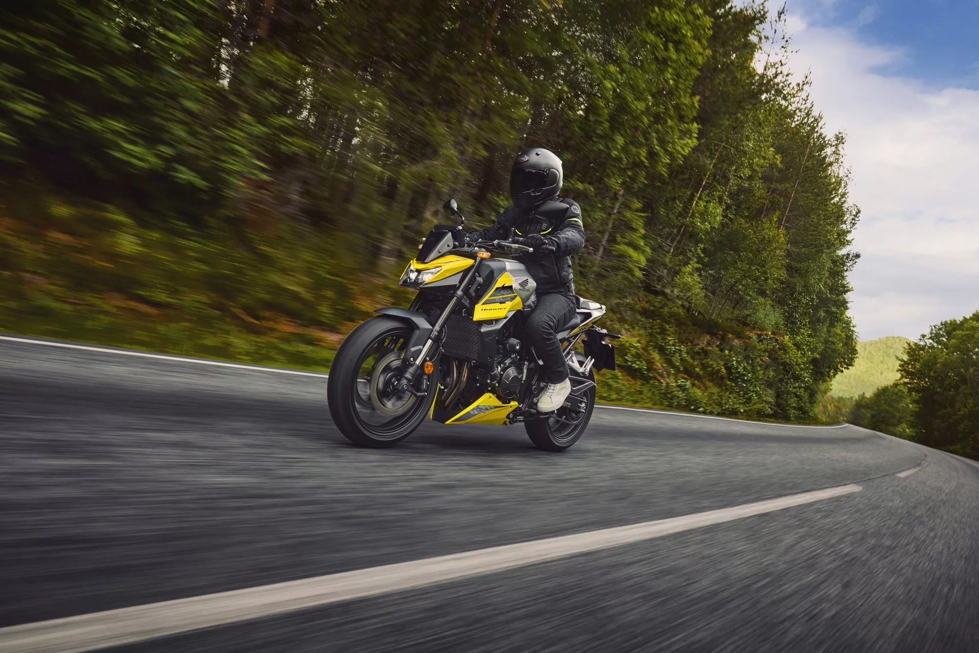 Honda Hornet 750 (E-Clutch) [3]