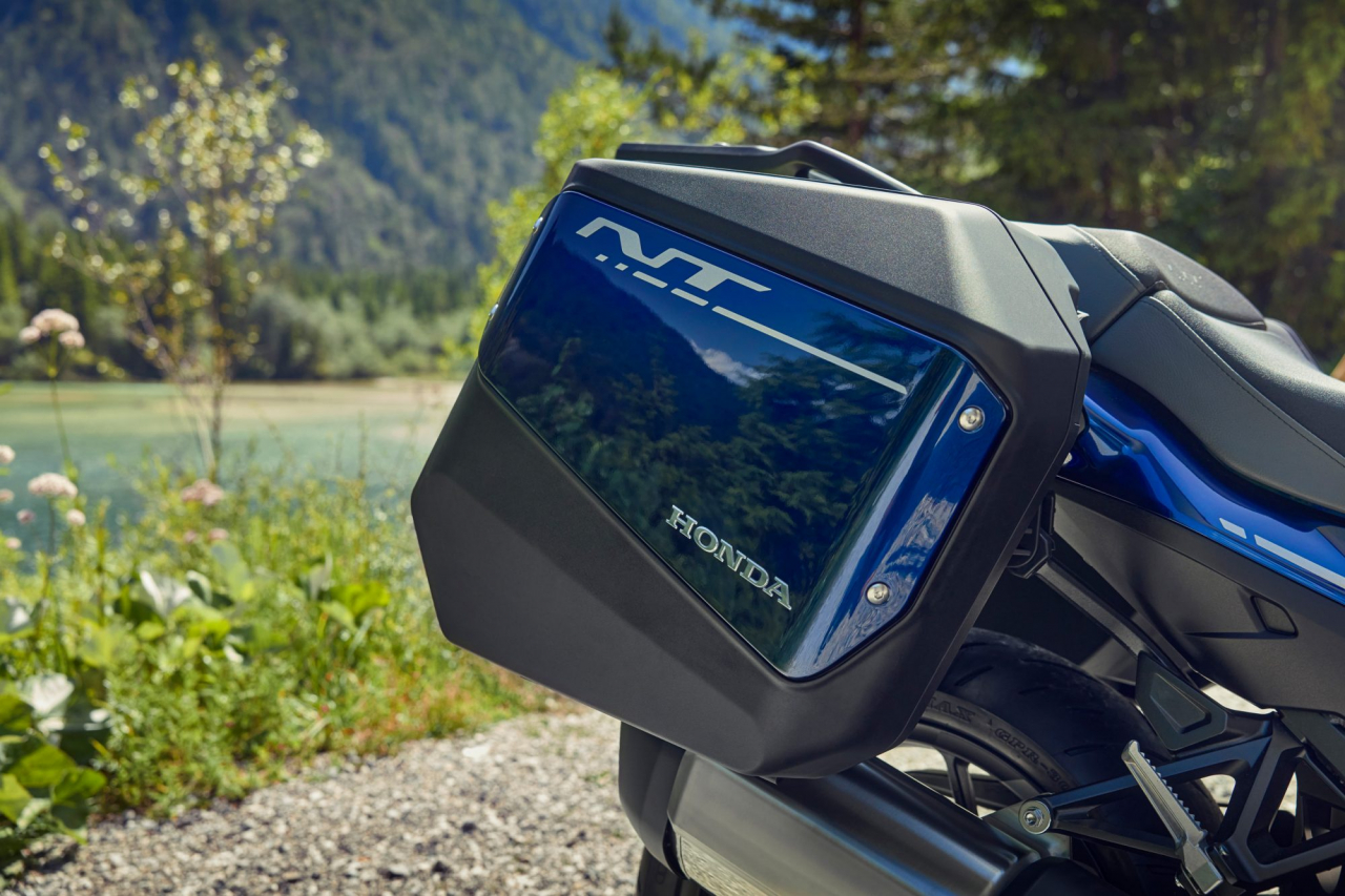 Honda NT 1100 - DCT [8]